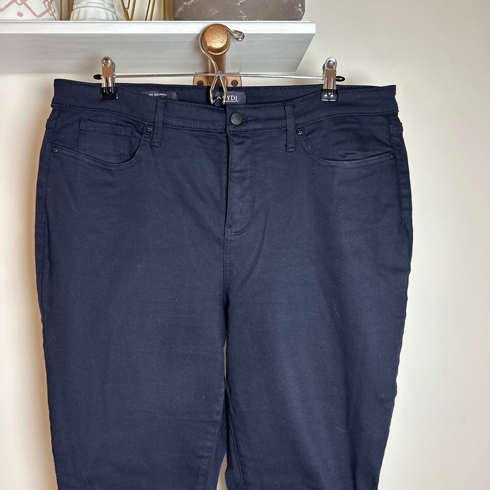 NYDJ Ami Skinny Jeans Lift Tucking Technology Dark Wash Women's Size 16 Navy - Picture 2 of 5